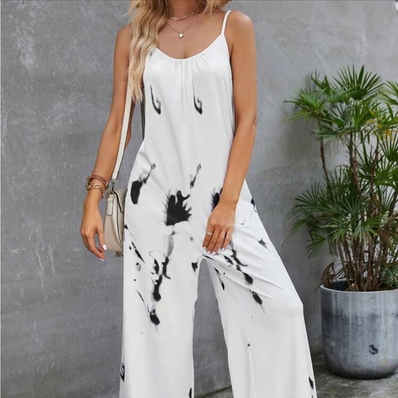Shein Jumpsuit - Picture 3 of 8